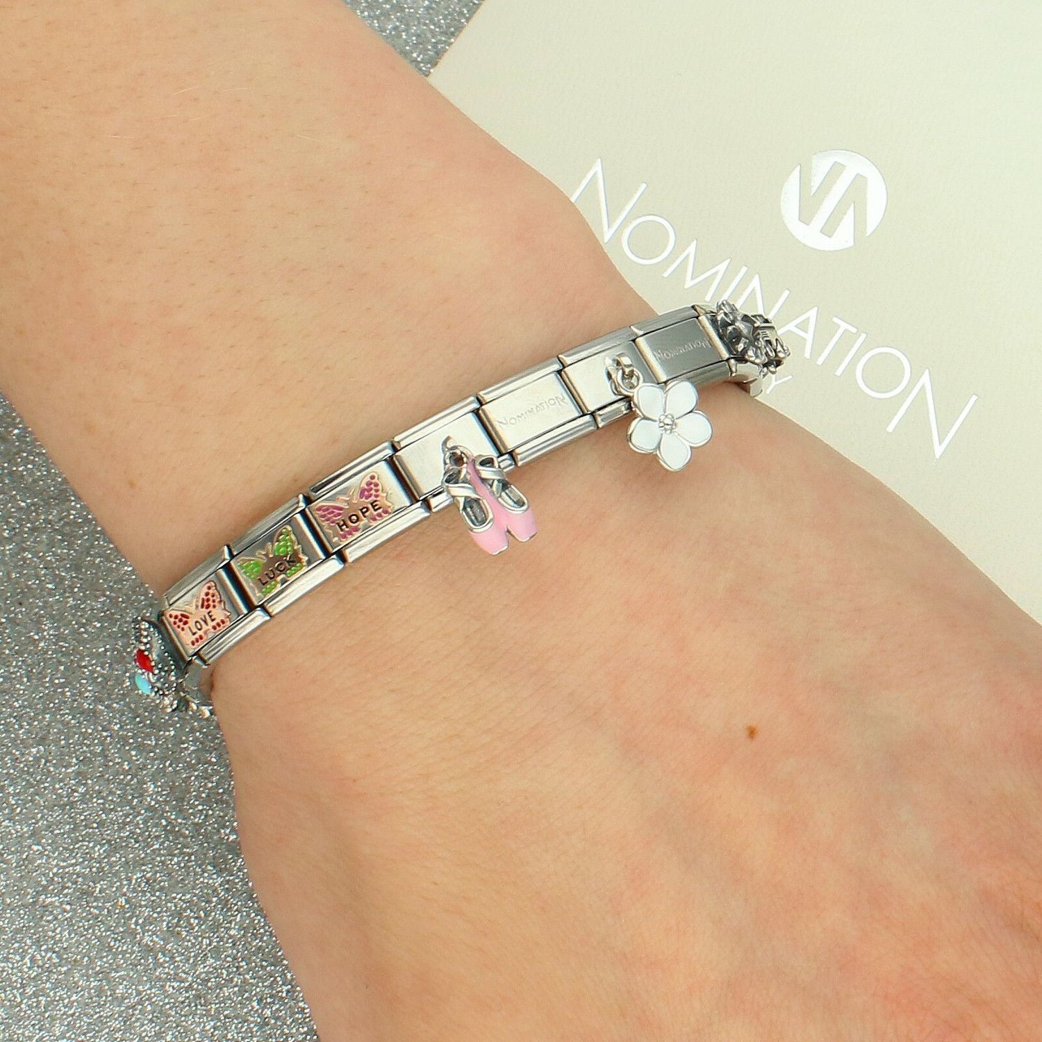 Charms NOMINATION  9K Różowy motyl z napisem HOPE Rose Gold.jpg